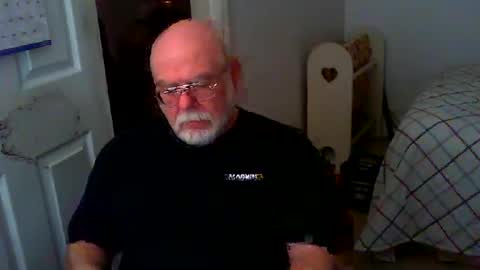 Snapshot of gtnolder60 chatting on 01/25/25, 10:18 Gary online show from 01/25/25, 10:18