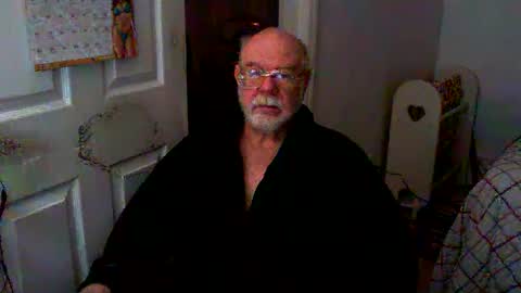 Snapshot of gtnolder60 chatting on 02/20/25, 12:15 Gary online show from 02/20/25, 12:15
