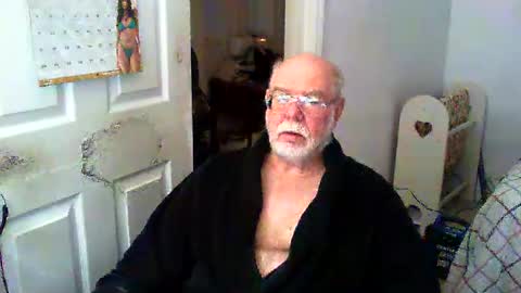 Snapshot of gtnolder60 chatting on 02/21/25, 12:50 Gary online show from 02/21/25, 12:50