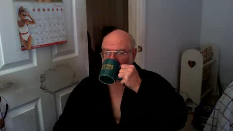 Snapshot of gtnolder60 chatting on 03/02/25, 01:16 Gary online show from 03/02/25, 01:16