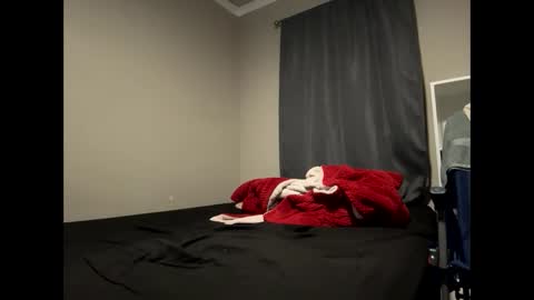 gtrap233 online show from 10/19/25, 03:40