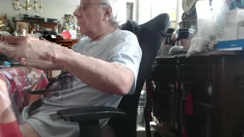 guerald online show from 03/11/25, 04:18