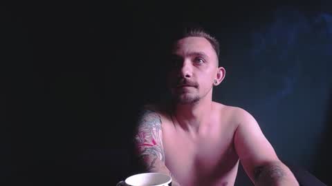GuessWhatBitch online show from 09/25/25, 10:08
