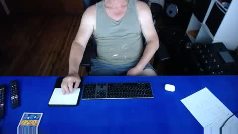 guesswhatigot2 online show from 02/06/25, 09:22