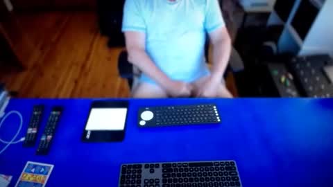 guesswhatigot2 online show from 10/26/25, 07:47