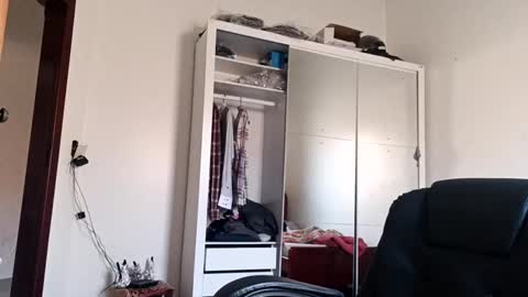 guguzinhox online show from 02/27/25, 11:41