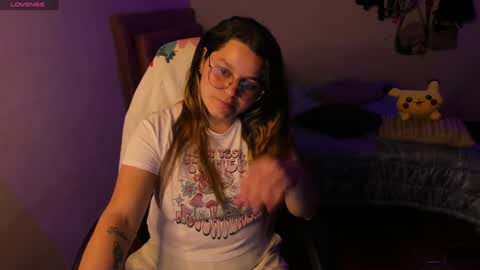 Hello Im Julieta Im 25 years old welcome to my room have fun and be happy. online show from 12/05/24, 04:42