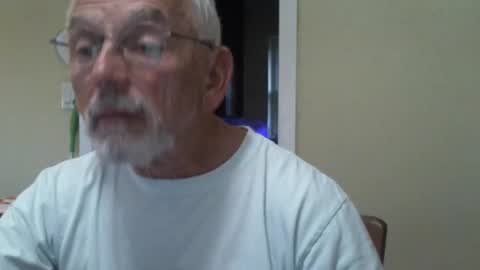 Snapshot of gulfcoast1952 chatting on 02/16/25, 11:59 Roy online show from 02/16/25, 11:59
