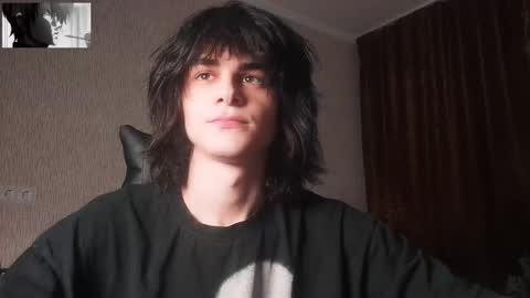 gushill_ online show from 10/26/25, 12:05