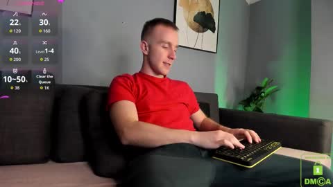 Snapshot of guy_charming chatting on 11/21/25, 06:34 Buddy online show from 11/21/25, 06:34