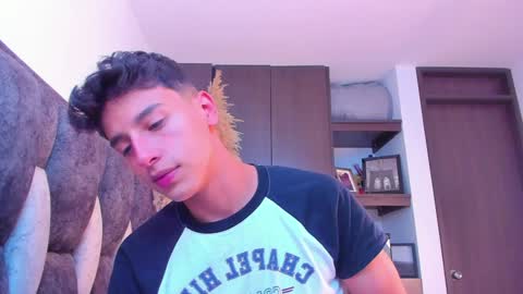 Snapshot of guy_twinks chatting on 12/10/24, 08:05 Gabriel online show from 12/10/24, 08:05