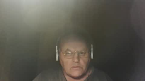 Snapshot of guyboy73 chatting on 09/16/25, 02:23 guyboy73 online show from 09/16/25, 02:23
