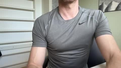 Snapshot of guyfromfinland1981 chatting on 03/09/25, 10:30 NaughtyFitHusband online show from 03/09/25, 10:30