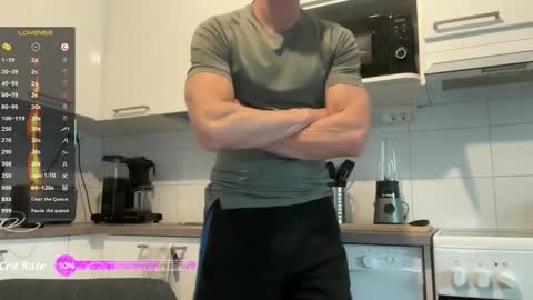 Snapshot of guyfromfinland1981 chatting on 09/16/25, 03:13 NaughtyFitHusband online show from 09/16/25, 03:13