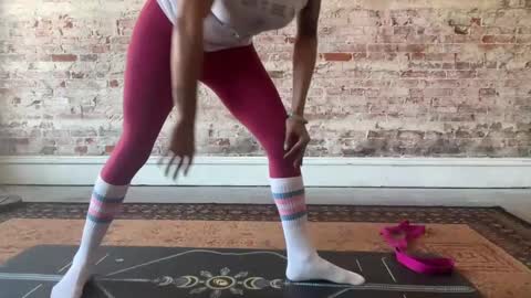 Snapshot of gypsy_rebellion chatting on 03/10/25, 06:56 Gypsy online show from 03/10/25, 06:56