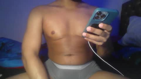 Snapshot of h0tboykoko chatting on 02/14/25, 03:36 koko online show from 02/14/25, 03:36