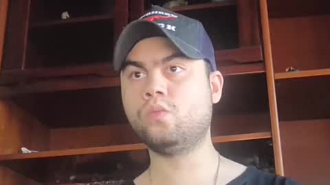 Snapshot of h3rm3s01 chatting on 03/08/25, 11:37 truckerboy online show from 03/08/25, 11:37