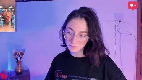 haanna_thompsoon online show from 12/14/24, 07:29