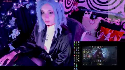 Hachi online show from 10/27/25, 08:51