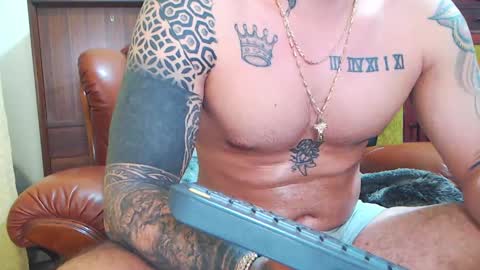 Snapshot of hades_carter chatting on 03/08/25, 01:06 Hades online show from 03/08/25, 01:06