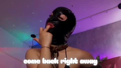 Haely online show from 10/15/25, 11:32