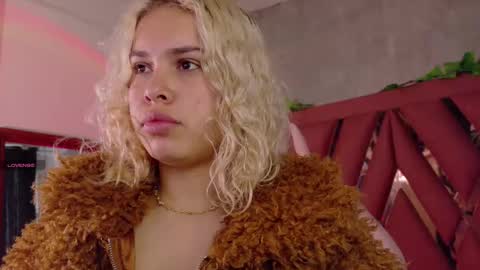 Haely online show from 11/11/25, 11:10