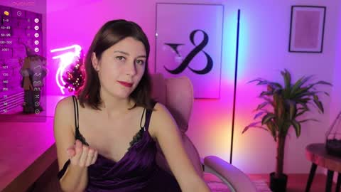 Snapshot of hailey__green chatting on 01/20/25, 04:21 Hailey Green online show from 01/20/25, 04:21