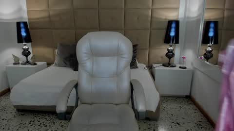 Snapshot of hailey_florez chatting on 12/26/24, 07:05 hailey online show from 12/26/24, 07:05