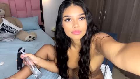 Snapshot of hailey_florez chatting on 03/10/25, 06:34 hailey online show from 03/10/25, 06:34