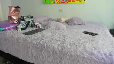 Hailey online show from 11/19/25, 03:23