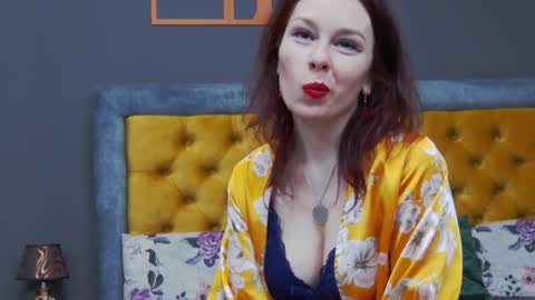 Snapshot of haileymoon85 chatting on 02/03/25, 11:20 Hailey online show from 02/03/25, 11:20