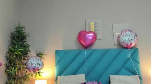 Hailey online show from 10/29/25, 05:53