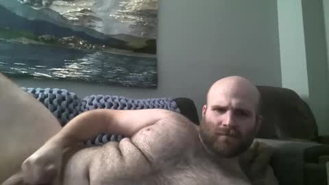 Snapshot of hairiestbear chatting on 12/27/24, 03:26 Hairiest Bear online show from 12/27/24, 03:26