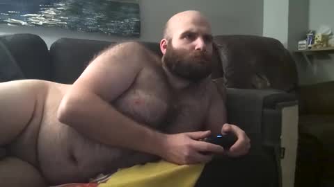 Snapshot of hairiestbear chatting on 02/08/25, 06:33 Hairiest Bear online show from 02/08/25, 06:33