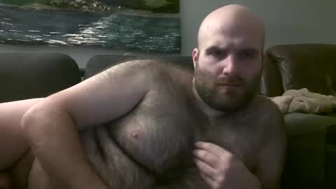 Snapshot of hairiestbear chatting on 02/15/25, 05:51 Hairiest Bear online show from 02/15/25, 05:51