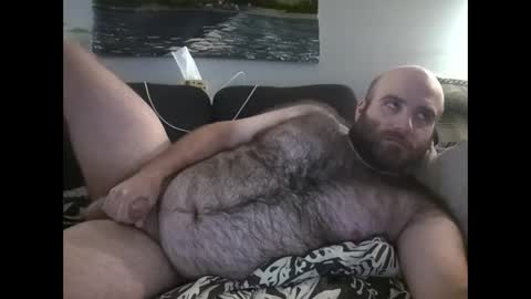 Snapshot of hairiestbear chatting on 09/30/25, 05:23 Hairiest Bear online show from 09/30/25, 05:23