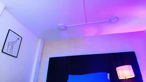 Snapshot of hairy_diamond chatting on 09/18/25, 05:09 H A I R Y D I A M O N D online show from 09/18/25, 05:09