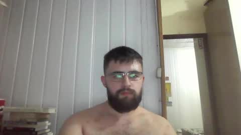 Snapshot of hairy_man_69_ chatting on 12/27/24, 05:42 horny online show from 12/27/24, 05:42
