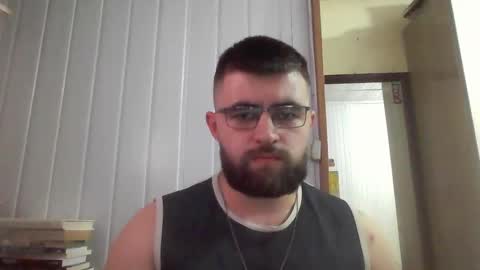 Snapshot of hairy_man_69_ chatting on 12/30/24, 12:54 horny online show from 12/30/24, 12:54