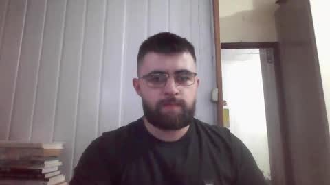 Snapshot of hairy_man_69_ chatting on 01/02/25, 02:33 horny online show from 01/02/25, 02:33