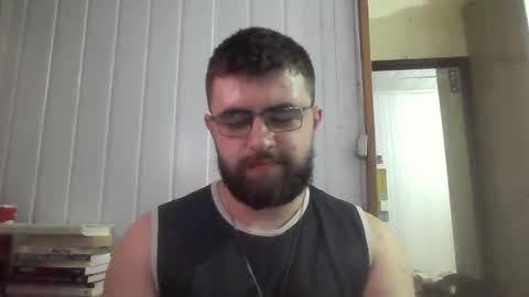 Snapshot of hairy_man_69_ chatting on 01/13/25, 12:09 horny online show from 01/13/25, 12:09