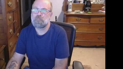 Snapshot of hairydaddybear69 chatting on 09/23/25, 11:24 HairyDaddyBear69 online show from 09/23/25, 11:24