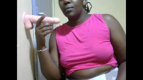 Snapshot of hairypussybigassy001 chatting on 02/09/25, 11:36 hairypussybigassy001 online show from 02/09/25, 11:36