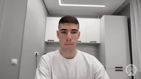 Snapshot of hairyrabbit666 chatting on 12/01/25, 12:32 Davis and James online show from 12/01/25, 12:32