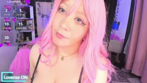 Snapshot of hairyybunny1811 chatting on 12/13/24, 07:58 HELEN Open Pvt Instagram helen bunnny online show from 12/13/24, 07:58