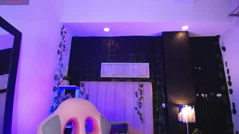 Snapshot of hairyybunny1811 chatting on 02/13/25, 08:48 HELEN Open Pvt Instagram helen bunnny online show from 02/13/25, 08:48