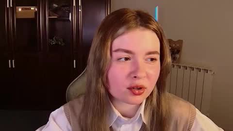 HaleySun online show from 10/24/25, 09:17