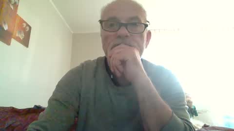 Snapshot of halfage chatting on 12/02/24, 01:57 other side of love online show from 12/02/24, 01:57