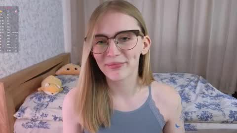 Snapshot of halie_cross chatting on 02/16/25, 01:05 Nellie online show from 02/16/25, 01:05
