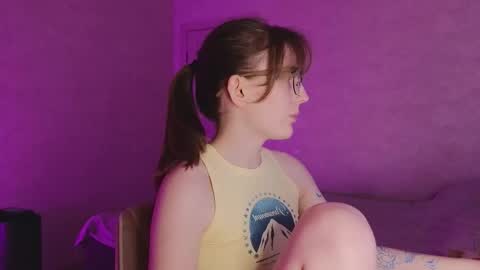 Snapshot of halie_cross chatting on 11/27/25, 04:47 Nellie online show from 11/27/25, 04:47